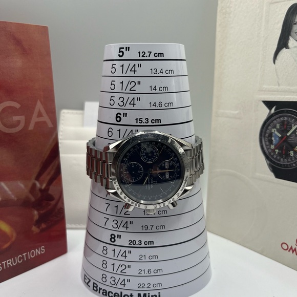 Omega Speed Master - Picture 10 of 11